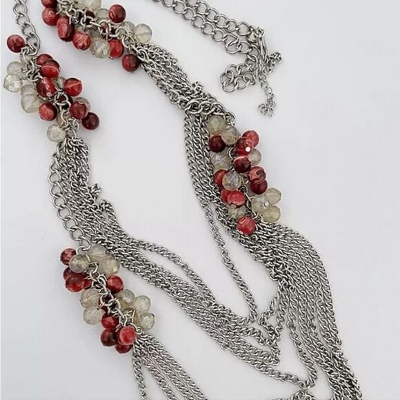 BANANA REPUBLIC SILVER TONE MULTI-STRAND RED RESIN BEADS 30"-33" NECKLACE - Picture 4 of 4